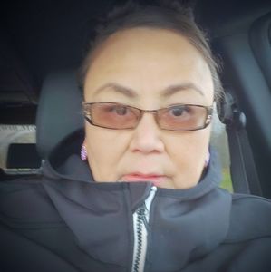 Meet your Posher, Christine